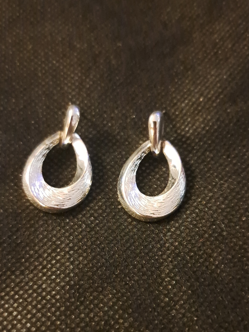 Polished Twisted Teardrop Dangle Earrings - Silver